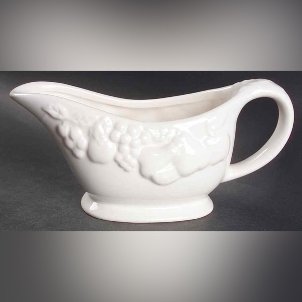 Holiday White Gravy Sauce Serving Boats - NEW - Set of 2 Thanksgiving Dinner